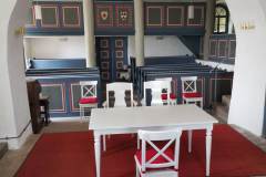 Blick aus dem Chorraum auf den Eingang