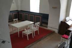 Blick von der Seite auf den Chorraum