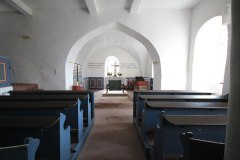 Blick vom Eingang auf den Chorraum